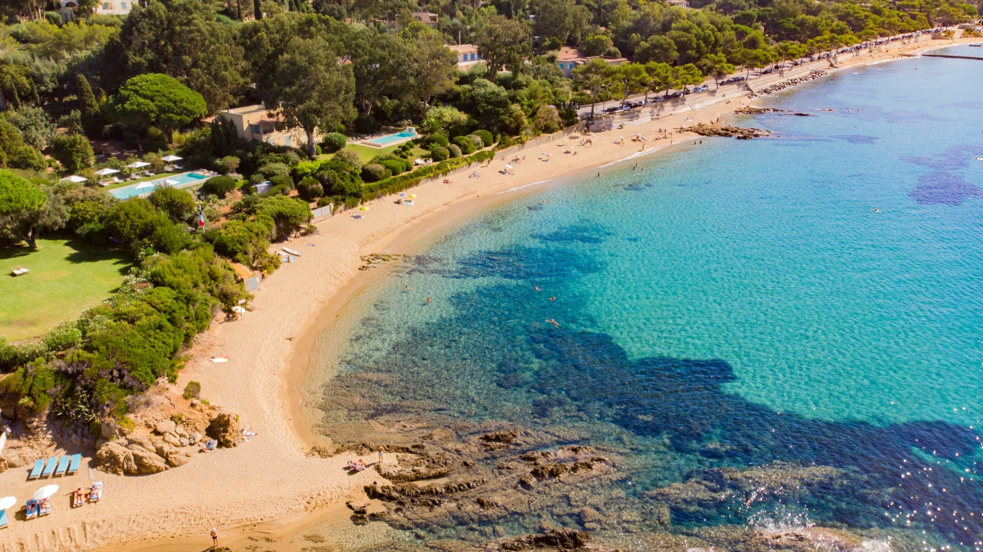 Location de bateau bateau vers la plage de Gigaro depuis Saint-Tropez