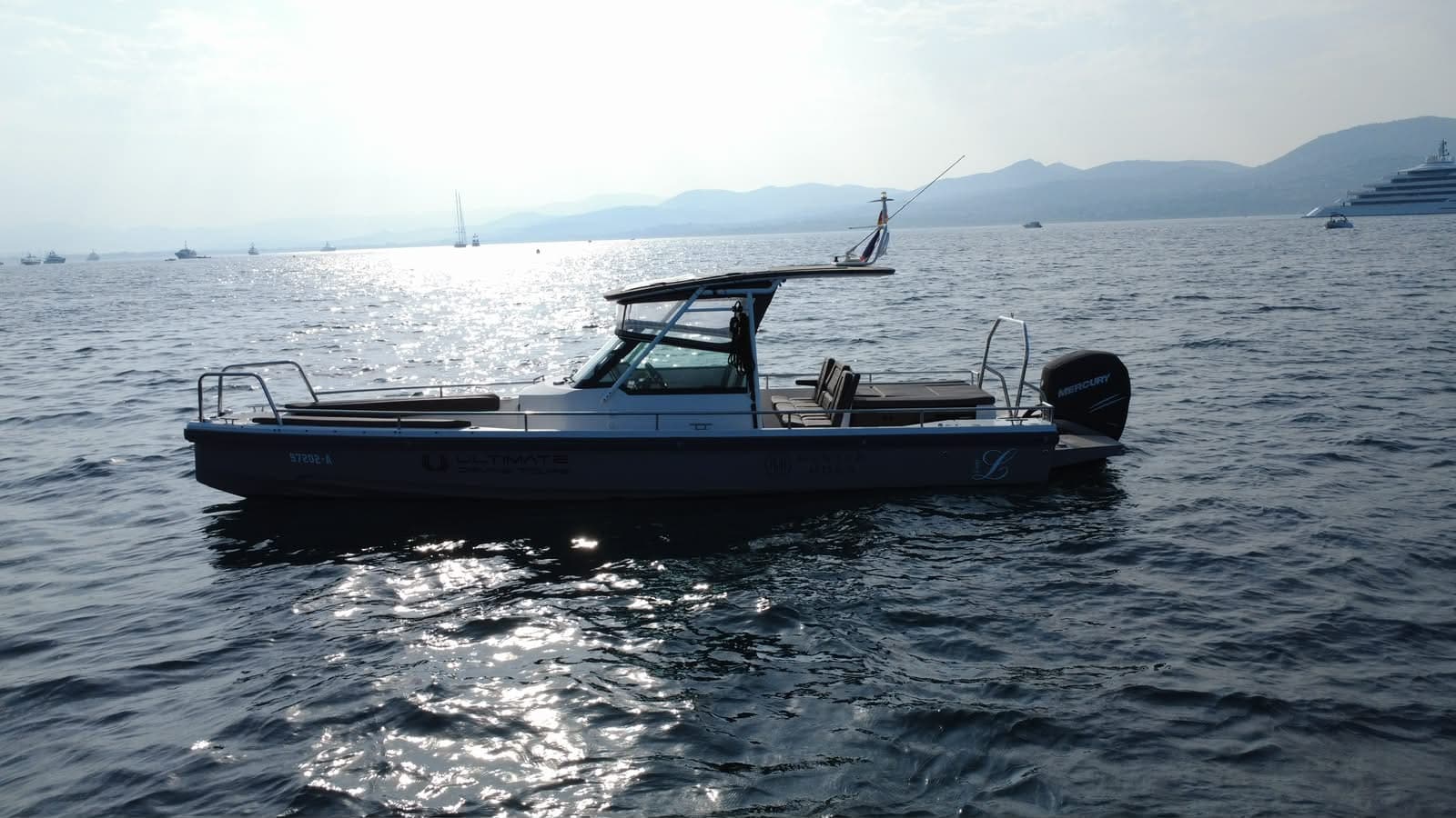 Lady L Axopar 28 ST Aft Cabin - vue 3